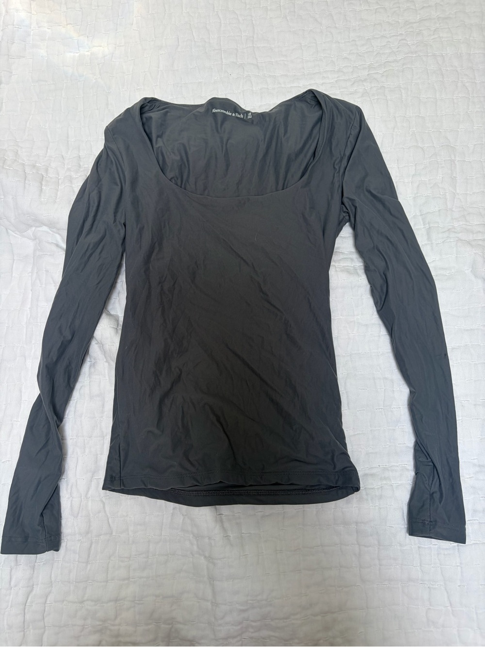 Abercrombie & Fitch dark gray Scoop Neck Long Sleeve Tee size xs worn once